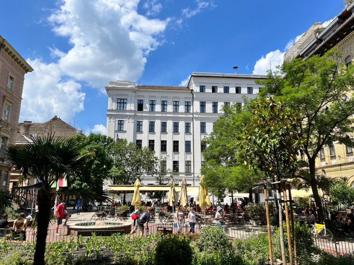 Cedar Inn Budapest - Palace District Eksteriør bilde
