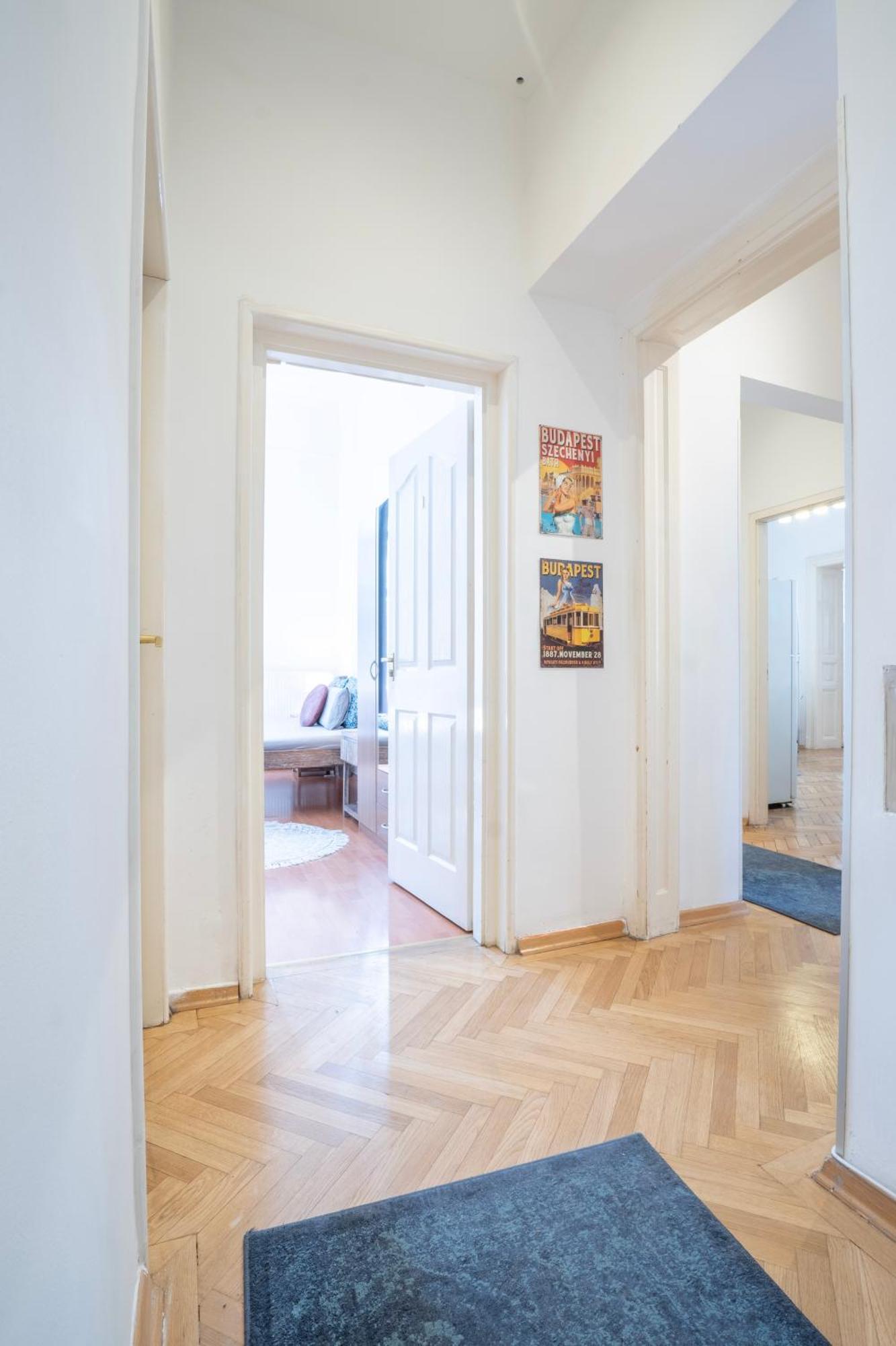 Cedar Inn Budapest - Palace District Eksteriør bilde